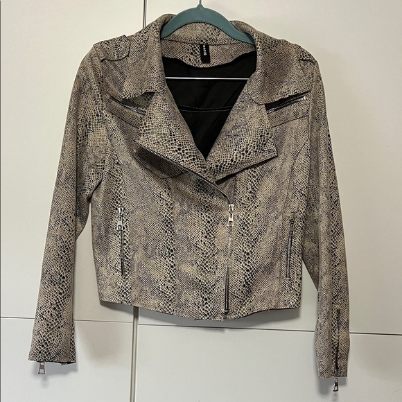 Jackets & Blazers - Women's Snake Print Jacket Moto Size small